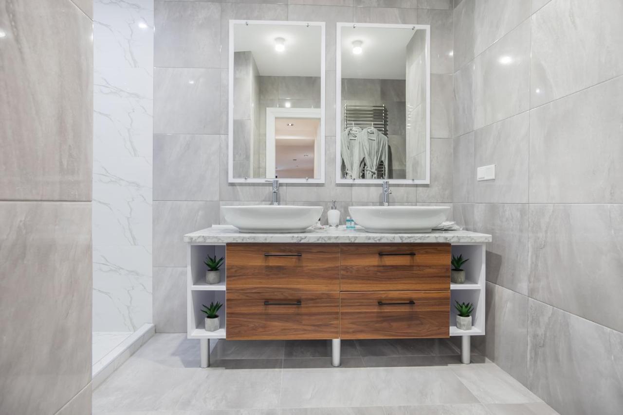 Amsterdam Lviv Apartments Luaran gambar